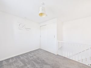 Bedroom- click for photo gallery